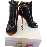 Thumbnail for your product : Givenchy Schuhe Neu