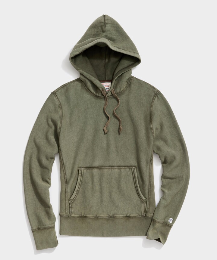 ske Vild Happening Todd Snyder + Champion Sun-Faded Midweight Popover Hoodie Sweatshirt in Army  Green - ShopStyle