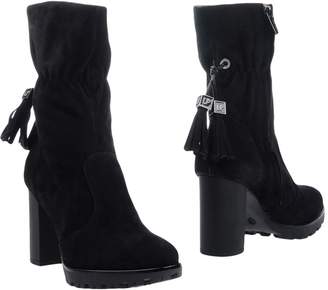 Loretta Pettinari Ankle boots - Item 11252436DI