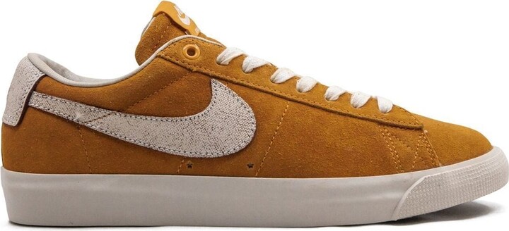 Nike SB Blazer Low "Bruised Peach" sneakers - ShopStyle