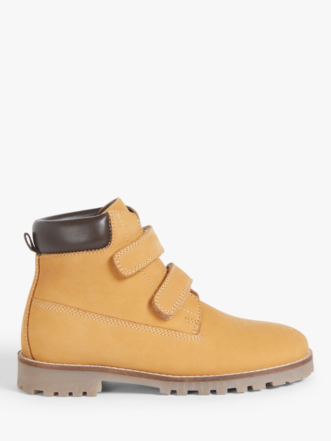 infant chukka boots