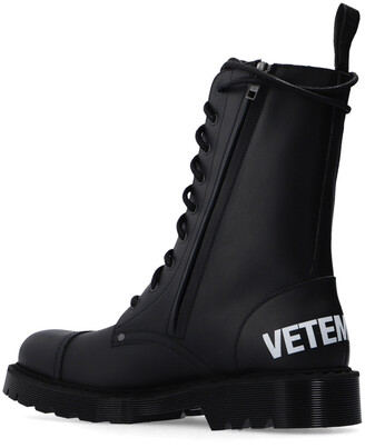 【関税込み】VETEMENTS ブラック Repeat フーディ 関税込 VETEMENTS グラフィック パーカー (VETEMENTS/パーカー