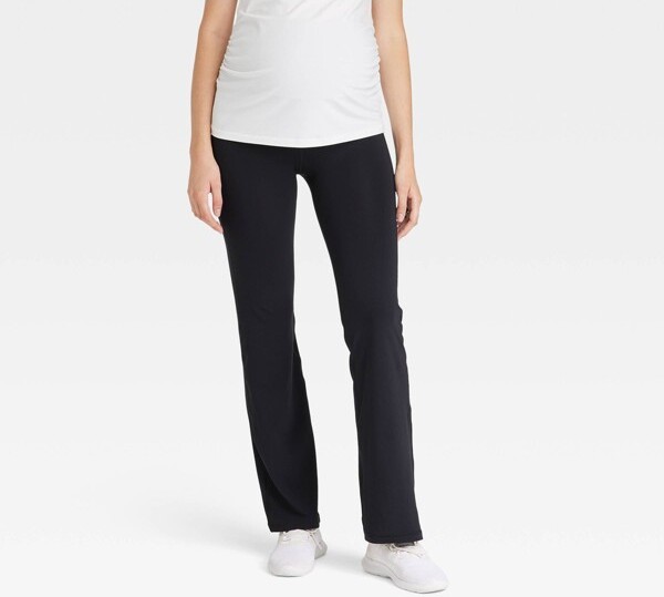 Isabel Maternity by Ingrid & Isabel High-RiseFlareYogaMaternityPants-IsabelMaternitybyIngrid&Isabel™BlackS:Bottoms,Pull-On