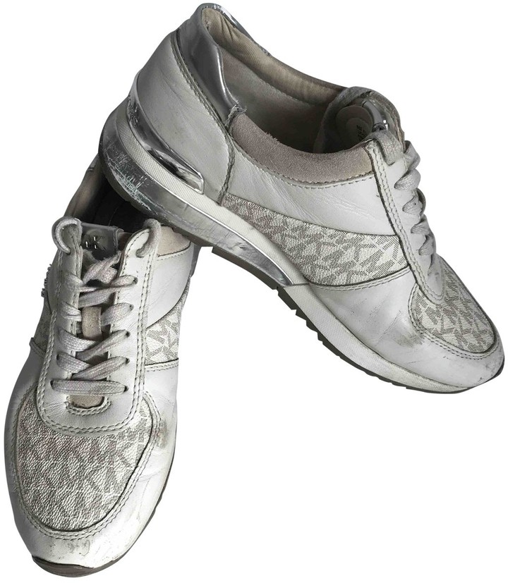 michael kors beige trainers
