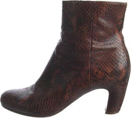 Maison Martin Margiela Leather Ankle Boots Brown Animal Print Round-Toes Exposed Zip Closure at Sides Unfortunately, due to restrictions, this item may not be eligible for shipping in all areas.