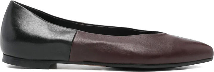 lorena paggi Two-Tone Pointed-Toe Flats