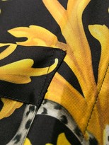 Thumbnail for your product : Versace Barocco-print silk robe