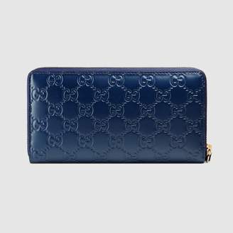 Gucci Signature zip around wallet