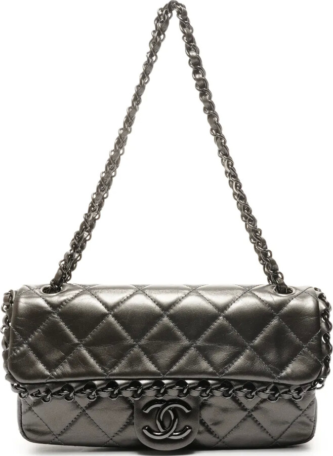 Chanel Pre Owned 2012 Flap chain shoulder bag