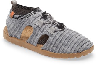 Acorn Casco Toggle Sport Sandal