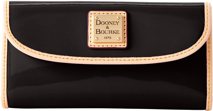 dooney and bourke patent leather wallet