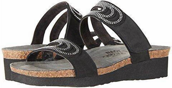 Women's Ainsley Velvet Nubuck Rivets Sandal In Black