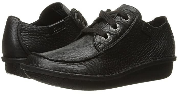 clarks womens shoes lace up