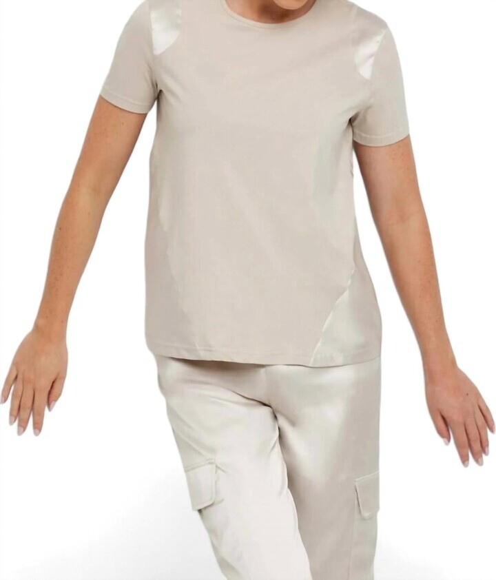 Anatomie Carmela Top In Stone