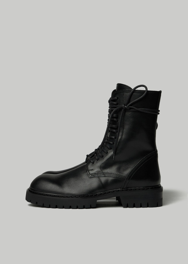 shiny black boots womens