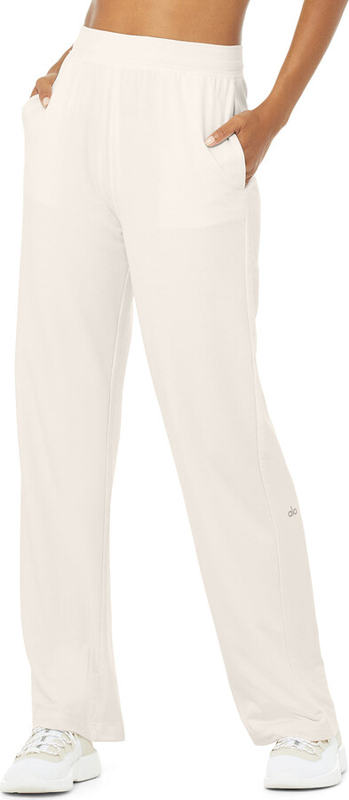 https://img.shopstyle-cdn.com/sim/5d/0d/5d0d3a9555c3af9b9095be9507c3136c_best/high-waist-dreamy-wide-leg-pants-in-ivory-white-size-large-alo-yoga.jpg