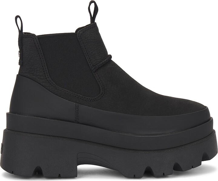 UGG Brisbane Chelsea Boot in Black