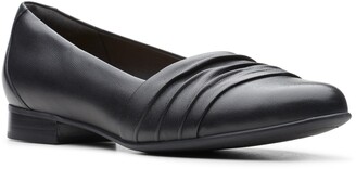 clarks un blush vibe