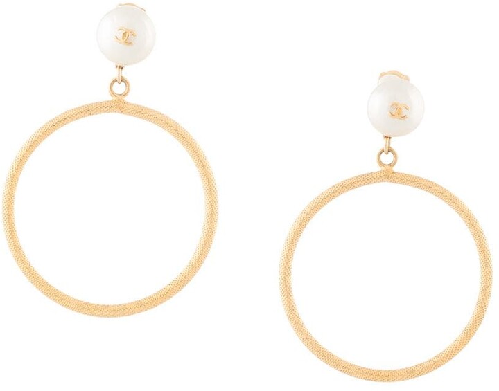 Chanel Pre Owned 1996 CC pearl hoop earrings - ShopStyle