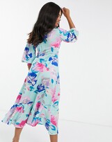 Thumbnail for your product : Liquorish wrap dress in mint floral print