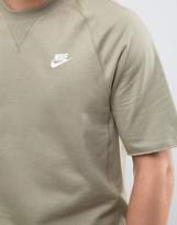 Thumbnail for your product : Nike Short Sleeve Crew Neck Sweat In Green 933571-230