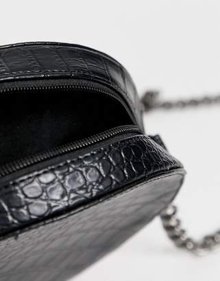 Missguided round cross body back with chain strap in black croc