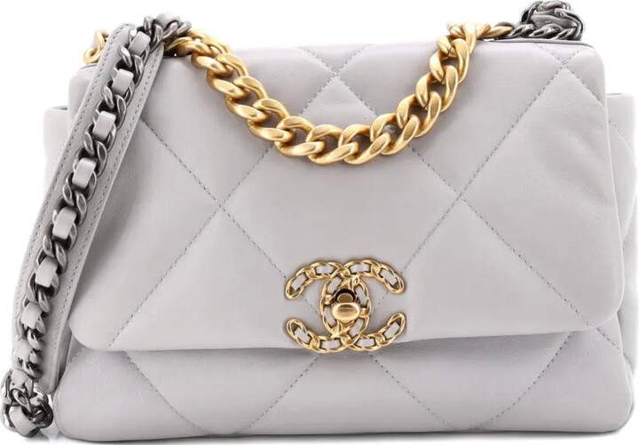 Chanel Pre Owned 19 Flap Bag Quilted Leather Medium crossbody bag