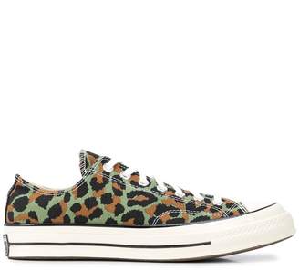 leopard print low top converse