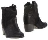 Thumbnail for your product : Geste Proposition Ankle boots