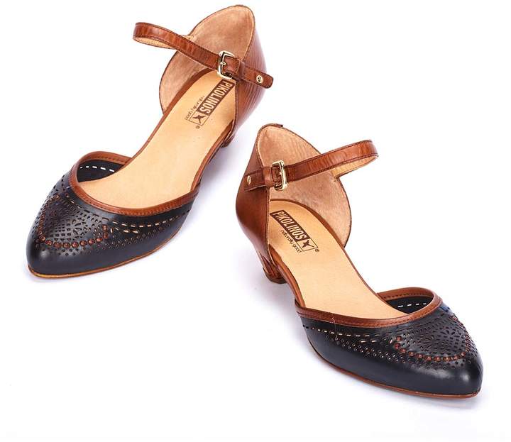 pikolinos pumps