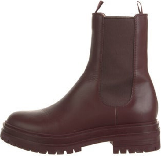 Gianvito Rossi Leather Ankle Chelsea Boots Burgundy Round-Toes Platform Designer