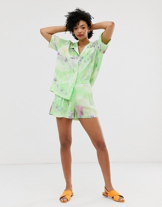 And other stories & tie dye high waisted shorts in green