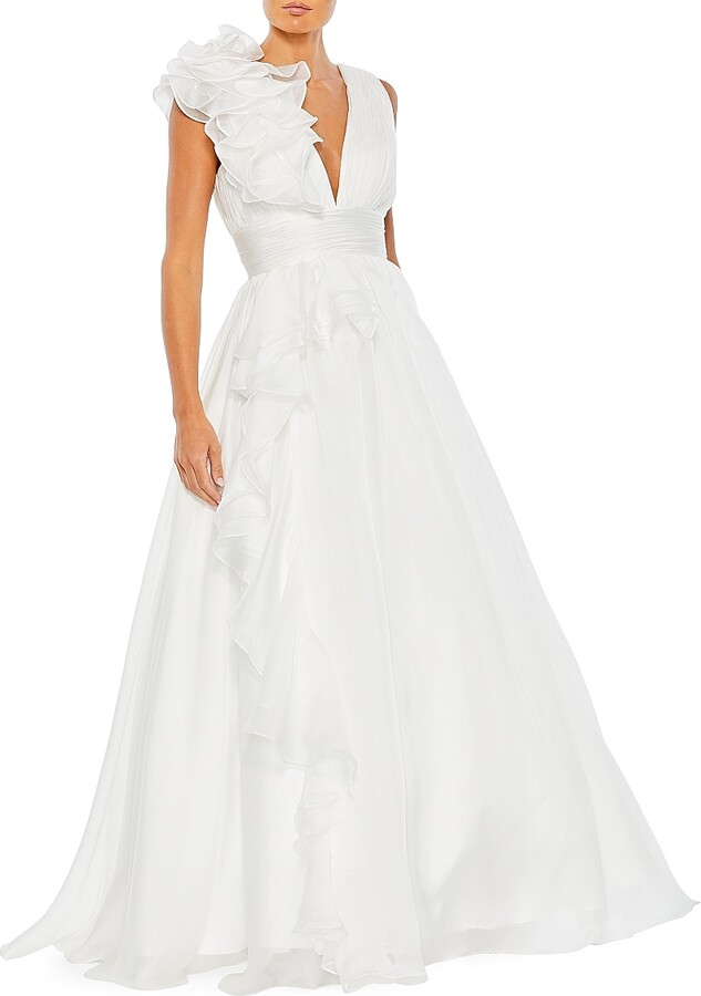 Women's Ruffle Shoulder V-Neck Gown - White - Size 0