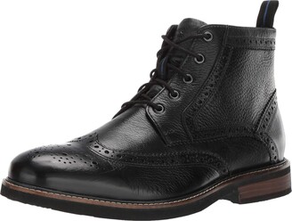casual wingtip boots