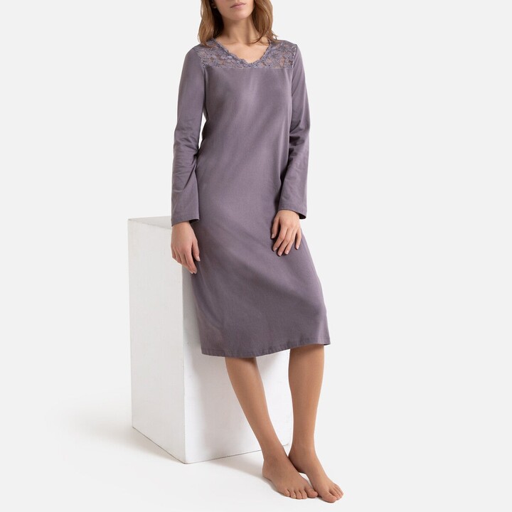 Womens long sleeved nightdress Clearance