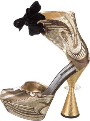 Louis Vuitton Rhinestone Logo Shoes - Gold ©Beach Babe Bikini