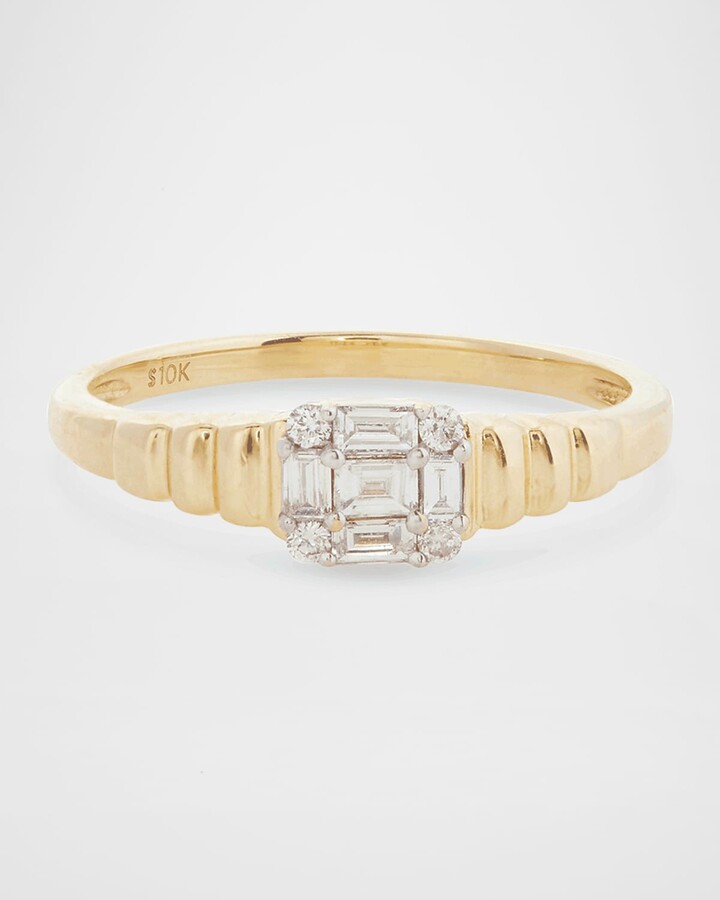 STONE AND STRAND Shield Of Strength Pinky Signet Ring, Size 2.5-4