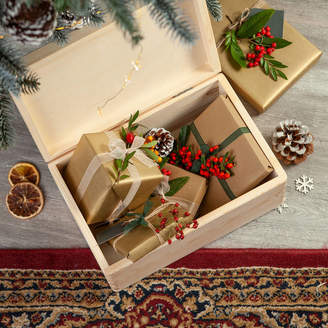 Keepsake norma&dorothy Christmas Eve Box Personalised Family Christmas House