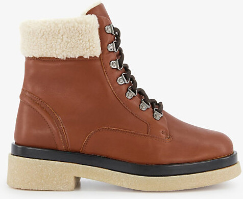 dune fur boots
