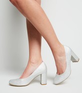 Thumbnail for your product : New Look Wide Fit Glitter Block Heel Courts