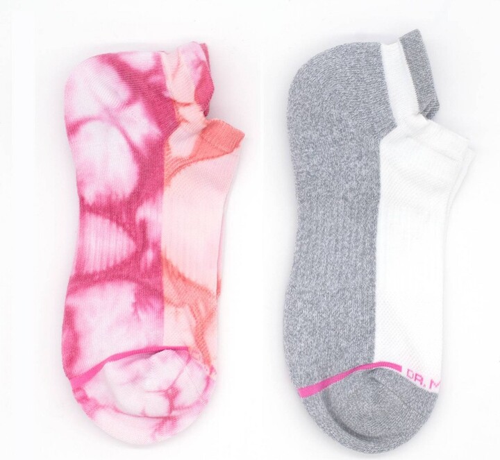 Dr. Motion Women's 2pk TieDye Mild Compression Ankle Socks Pink 410