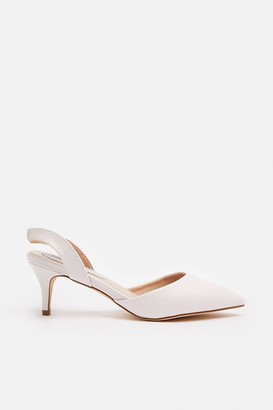 white court shoes