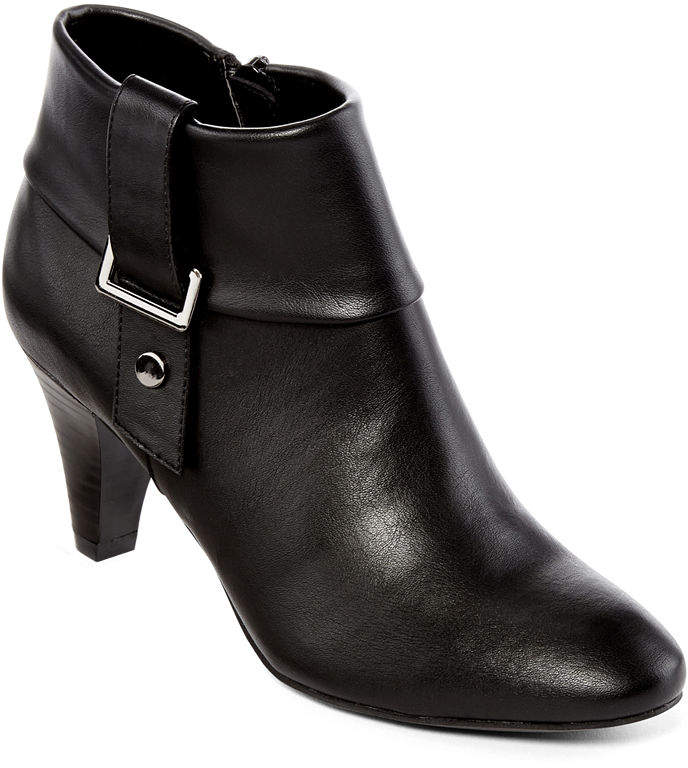 jcpenney east 5th shoes