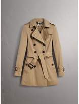 Thumbnail for your product : Burberry The Chelsea Short Trench Coat