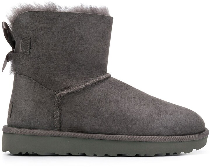grey uggs boots