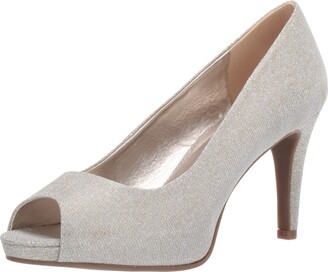 bandolino nurri pump