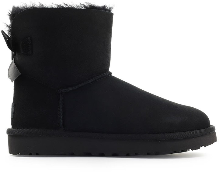 ugg bailey black
