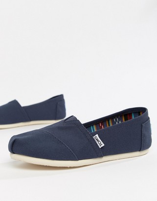 toms canvas flats