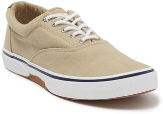 sperry halyard sneaker