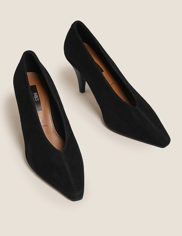 Black court heels sale Clearance